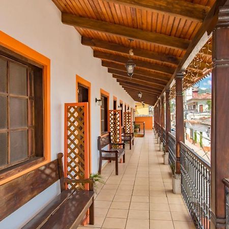 Berakah B&B- Central Park Copán Exteriör bild