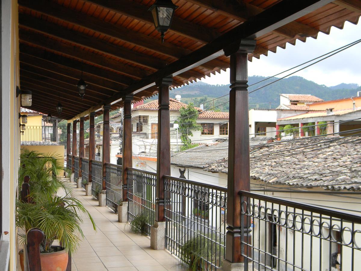 Berakah B&B- Central Park Copán Exteriör bild