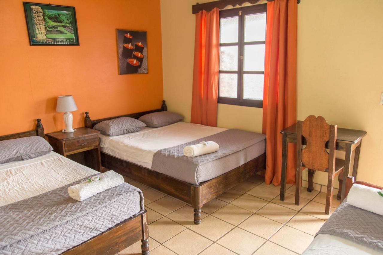 Berakah B&B- Central Park Copán Exteriör bild